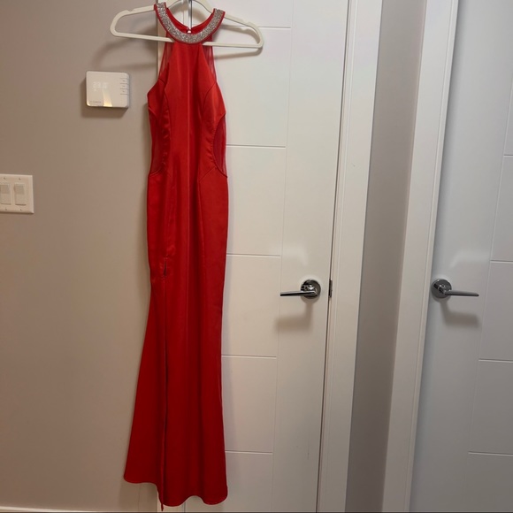 Red maxi dress sz small - Picture 2 of 5